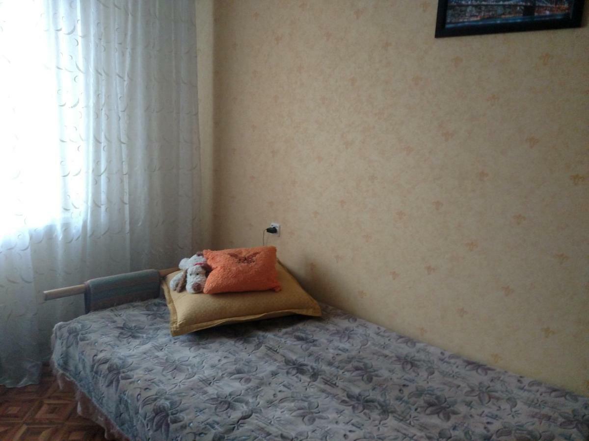Двокімнатна Квартира Yuzhne Luaran gambar